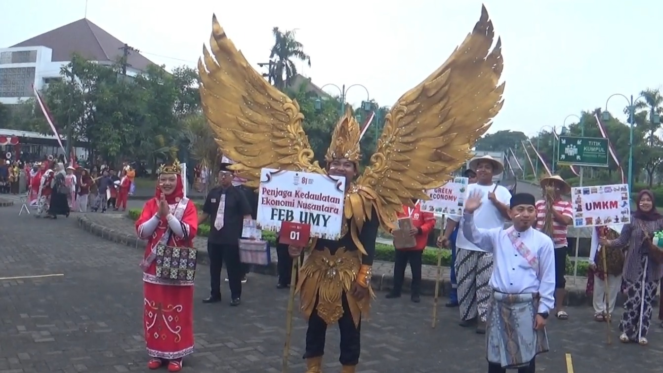 HUT KE-81 RI, UMY GELAR KARNAVAL BUDAYA DAN AKSI KEMANUSIAAN