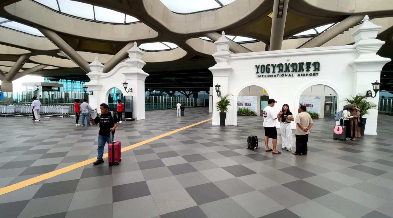 SEJUMLAH PENERBANGAN DARI BANDARA YIA MENUJU CGK DIBATALKAN