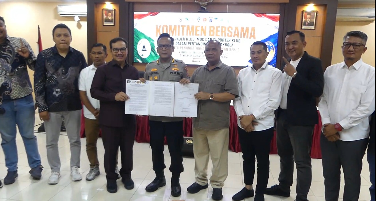 SUPORTER PSIM DAN PSS TEKEN KOMITMEN JAGA KONDUSIVITAS