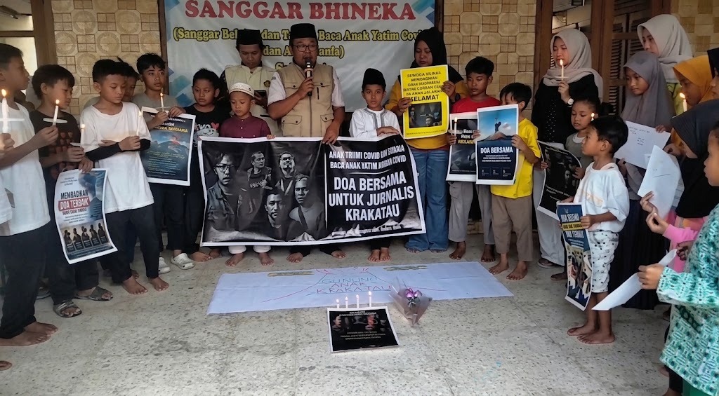 ANAK YATIM DI SUKOHARJO DOAKAN JURNALIS YANG HILANG DI SELAT SUNDA