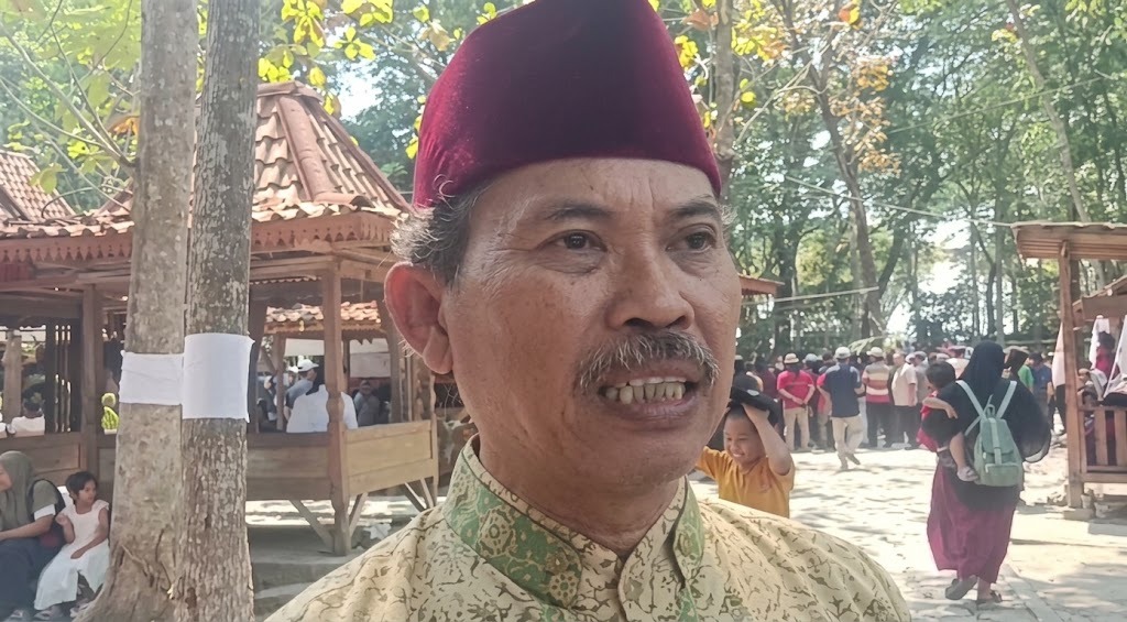 FESTIVAL TAYUB SRAGENAN MERIAHKAN ENAM TAHUN PASAR BAHULAK