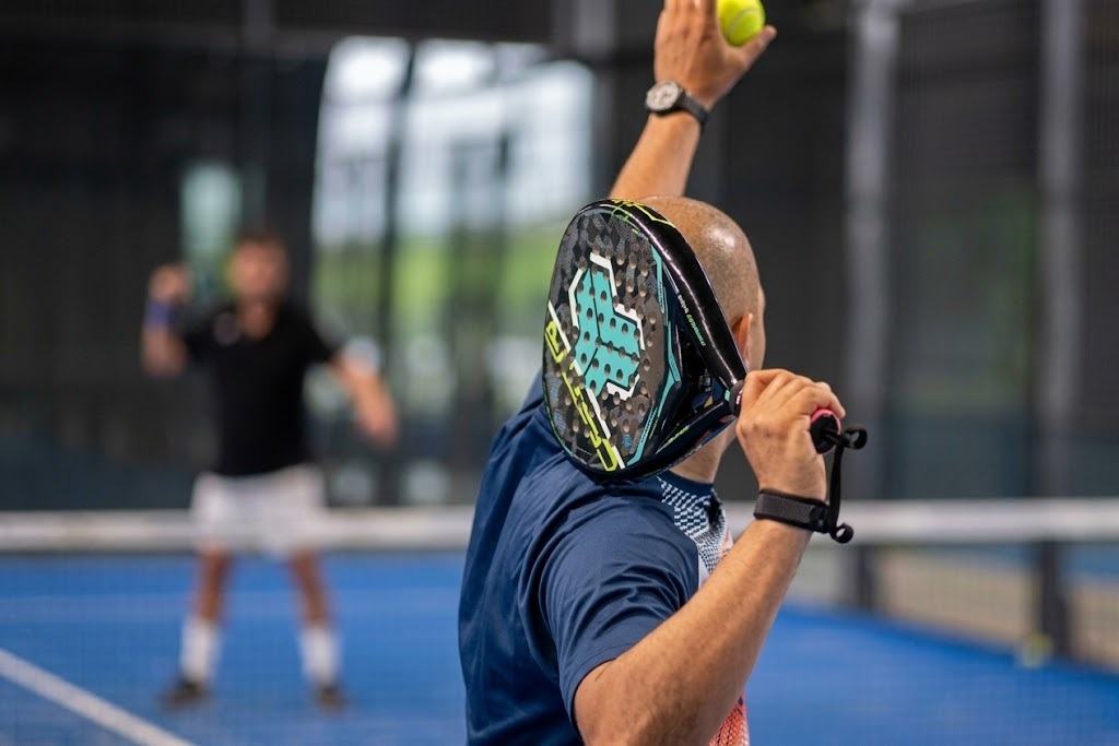 DEMAM PADEL DI YOGYAKARTA: KALA OLAHRAGA RAKET MENJADI GAYA HIDUP BARU ANAK MUDA