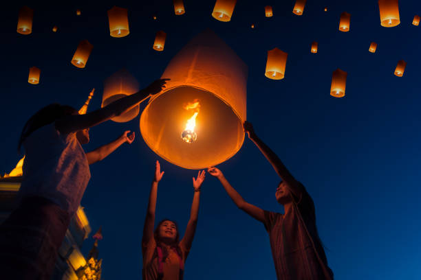 FESTIVAL LAMPION JOGJA 2026 HADIRKAN RIBUAN CAHAYA DI PANTAI GOA CEMARA
