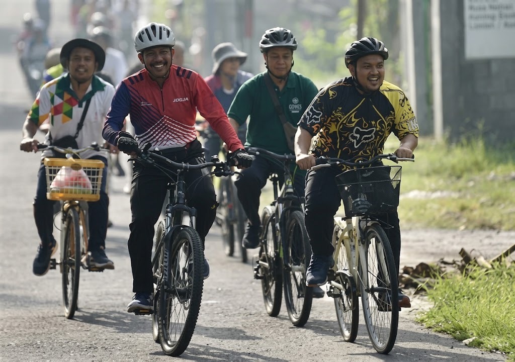 BUKAN CUMA OLAHRAGA, BERSEPEDA JADI CARA FAVORIT ANAK MUDA MENJELAJAHI KOTA