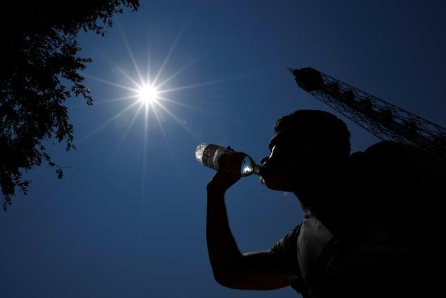 SUHU UDARA PANAS TEMBUS 33°C, DINKES KOTA JOGJA IMBAU WARGA WASPADAI DEHIDRASI DAN ISPA