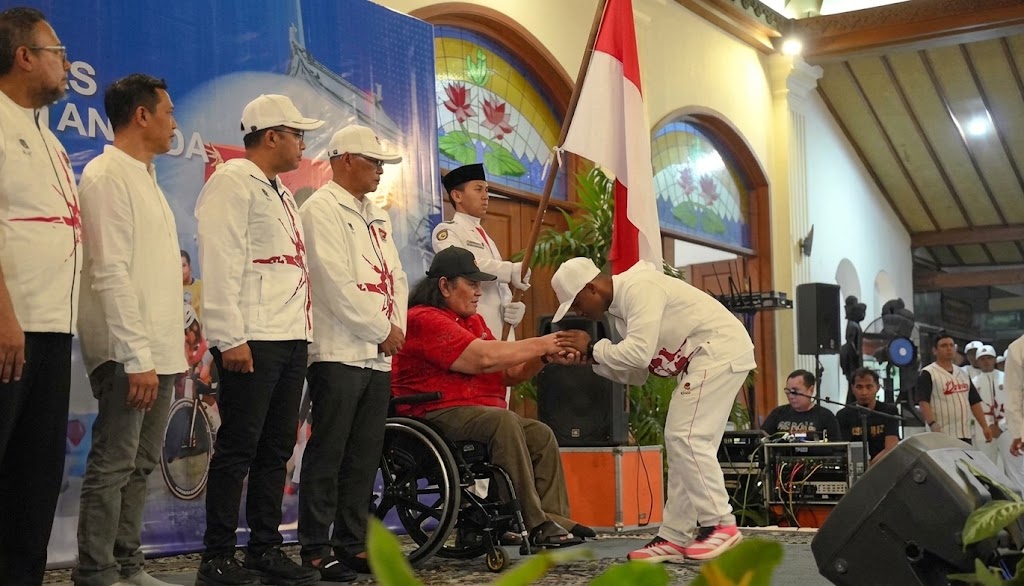 TIMNAS SEPAK BOLA CP INDONESIA BERLAGA DI PIALA DUNIA