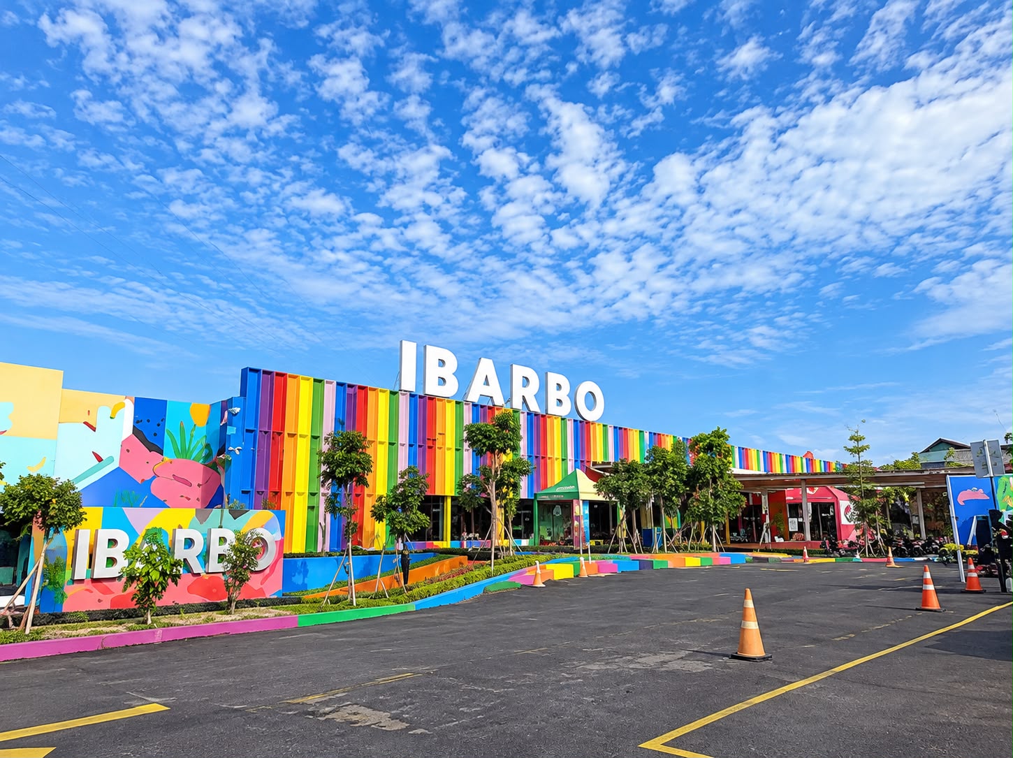 PESONA IBARBO PARK, DESTINASI WISATA KELUARGA BERKONSEP UNIK YANG TENGAH VIRAL DI JOGJA