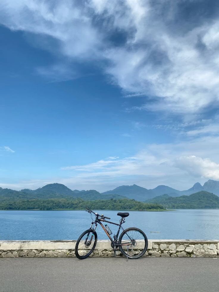 PENGGUNAAN SEPEDA TUA SEBAGAI MODA TRANSPORTASI WISATA DI KULON PROGO