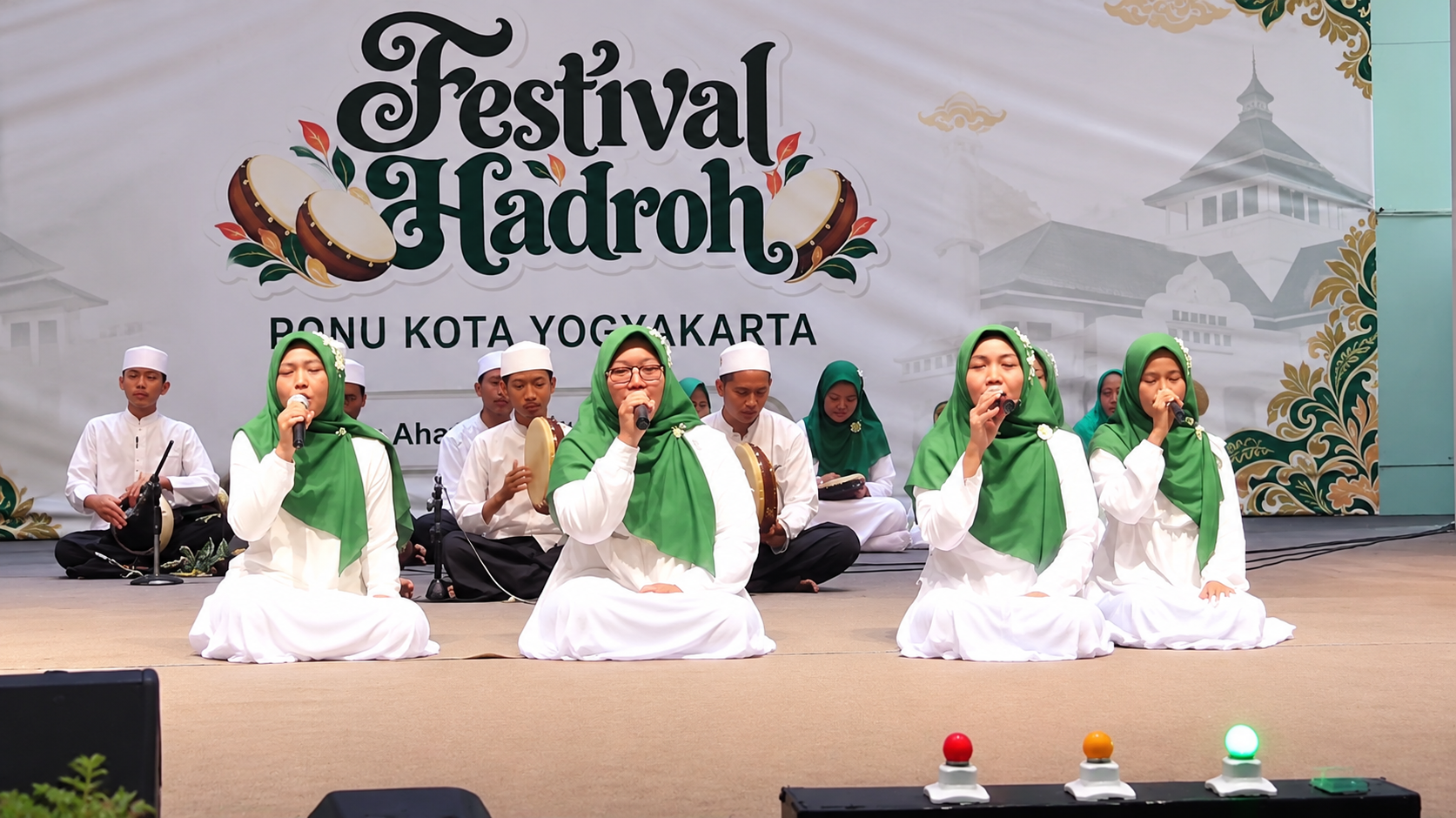 FESTIVAL KAMPUNG SANTRI PERKUAT TRADISI PESANTREN