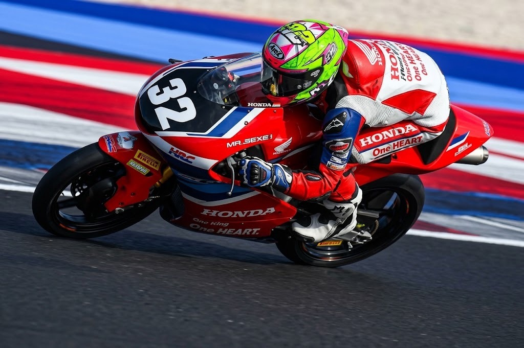 BUKAN SEKADAR POLE POSITION: CERITA KEBANGGAAN DARI TRIBUNE MISANO UNTUK INDONESIA