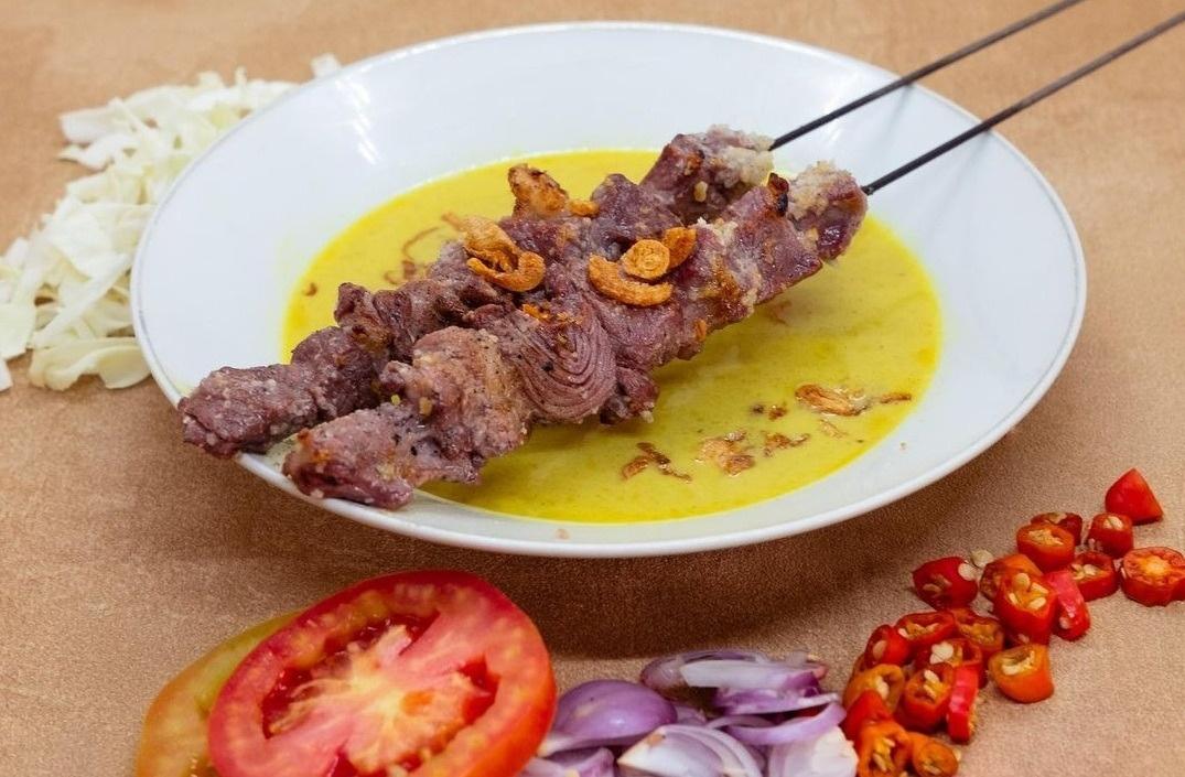 SATE KLATAK, KULINER KHAS BANTUL DENGAN TUSUK JERUJI BESI