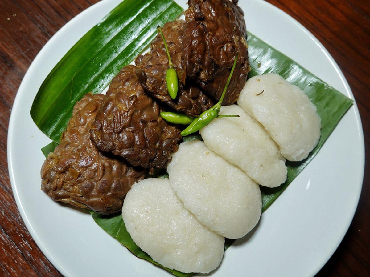JADAH TEMPE, PERPADUAN GURIH DAN MANIS KHAS KALIURANG