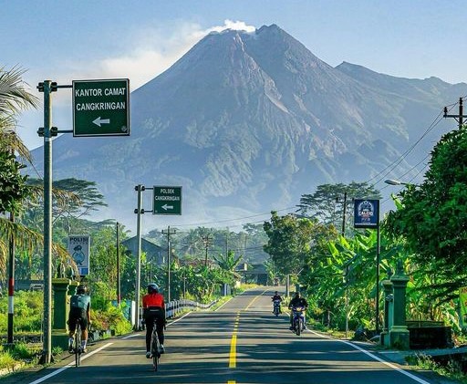 GOWES SAMBIL MENIKMATI ALAM, INI 5 RUTE BERSEPEDA MENARIK DI YOGYAKARTA